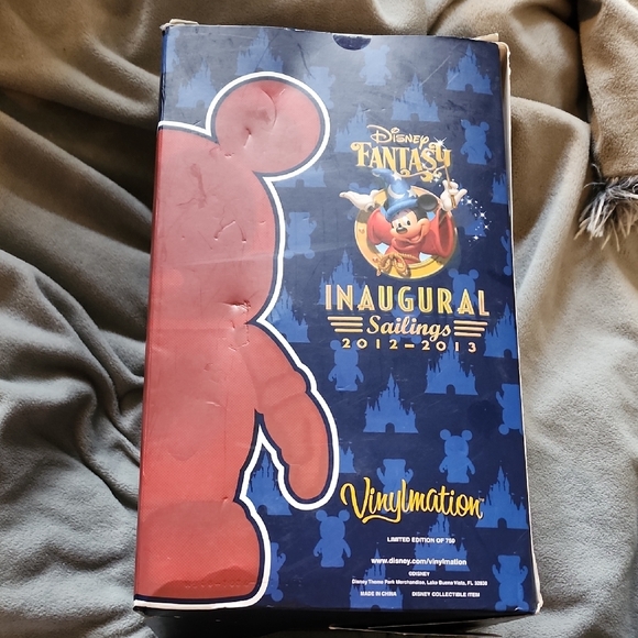 2012-2013 Mickey Vinylmation. 1 of 750 made. Inaugural Sailings. 9" Tall. - Picture 3 of 10